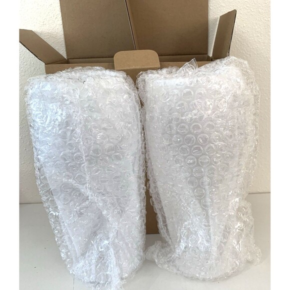 Set of 2 Harry & David etched Wine Glasses, 3.8 in Dia x 8.5 in H New Boxed - Picture 2 of 3